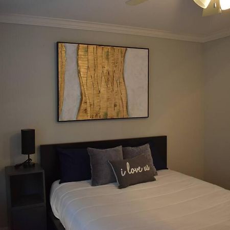 Apartamento Townhouse Near Midtown Houston Exterior foto